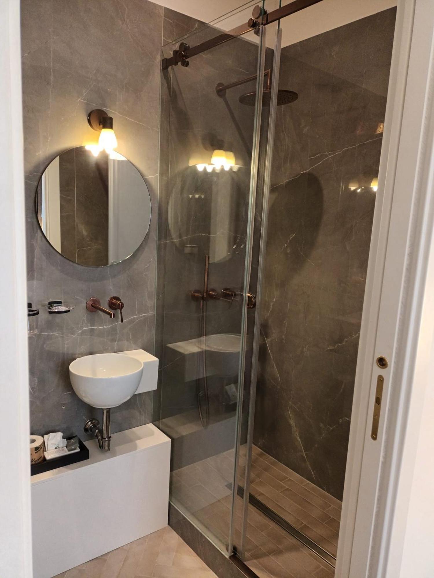B&Bari, Via Crollalanza, Le Case Di Aurelia Guesthouse Εξωτερικό φωτογραφία